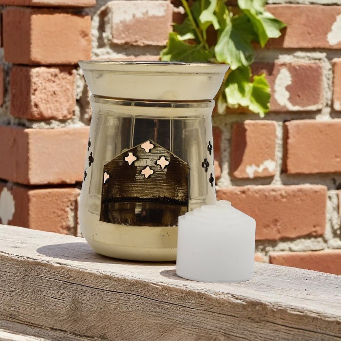 Brass essential oil diffuser
