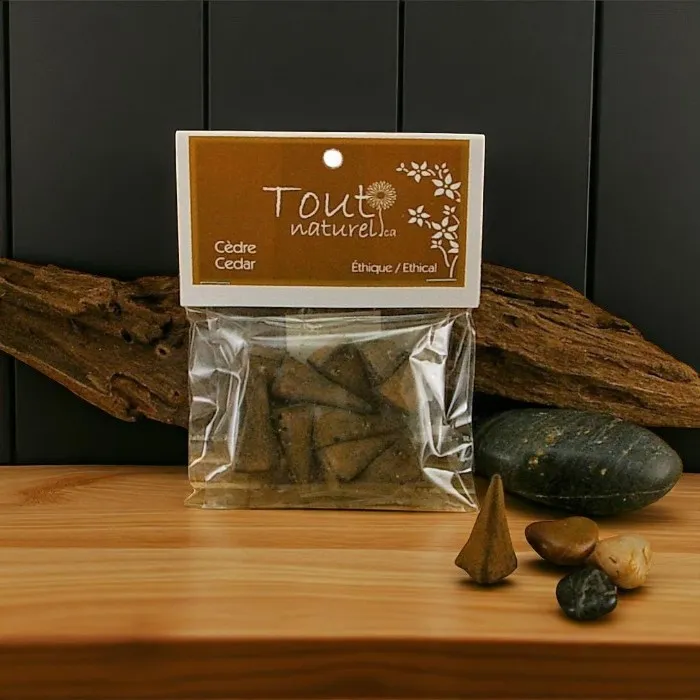 Tout Naturel cedar cone